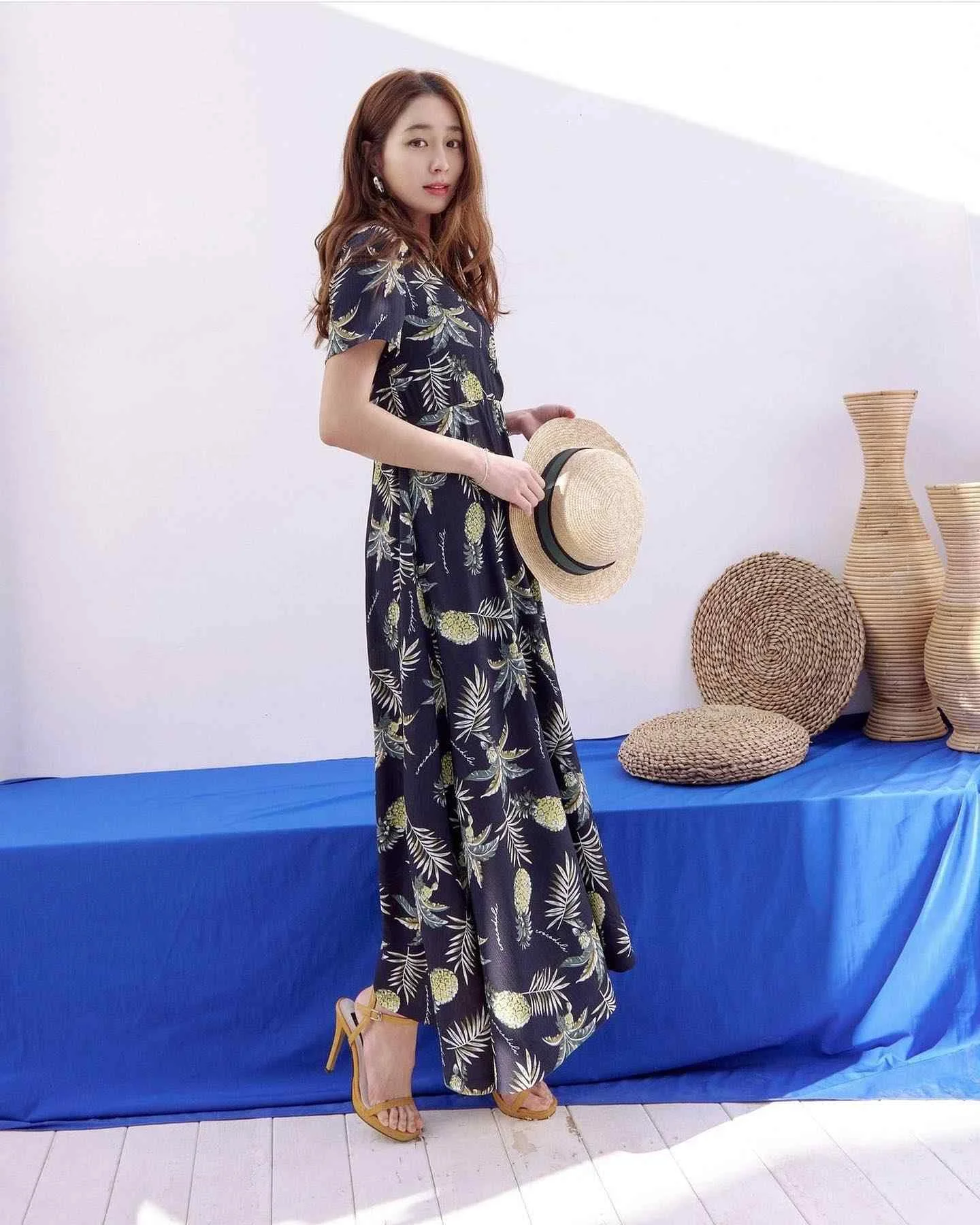 Lee Min Jung - lee-min-jung-sexy-24.webp